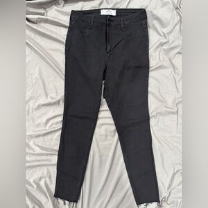 Hollister Curvy High-Rise Jeans